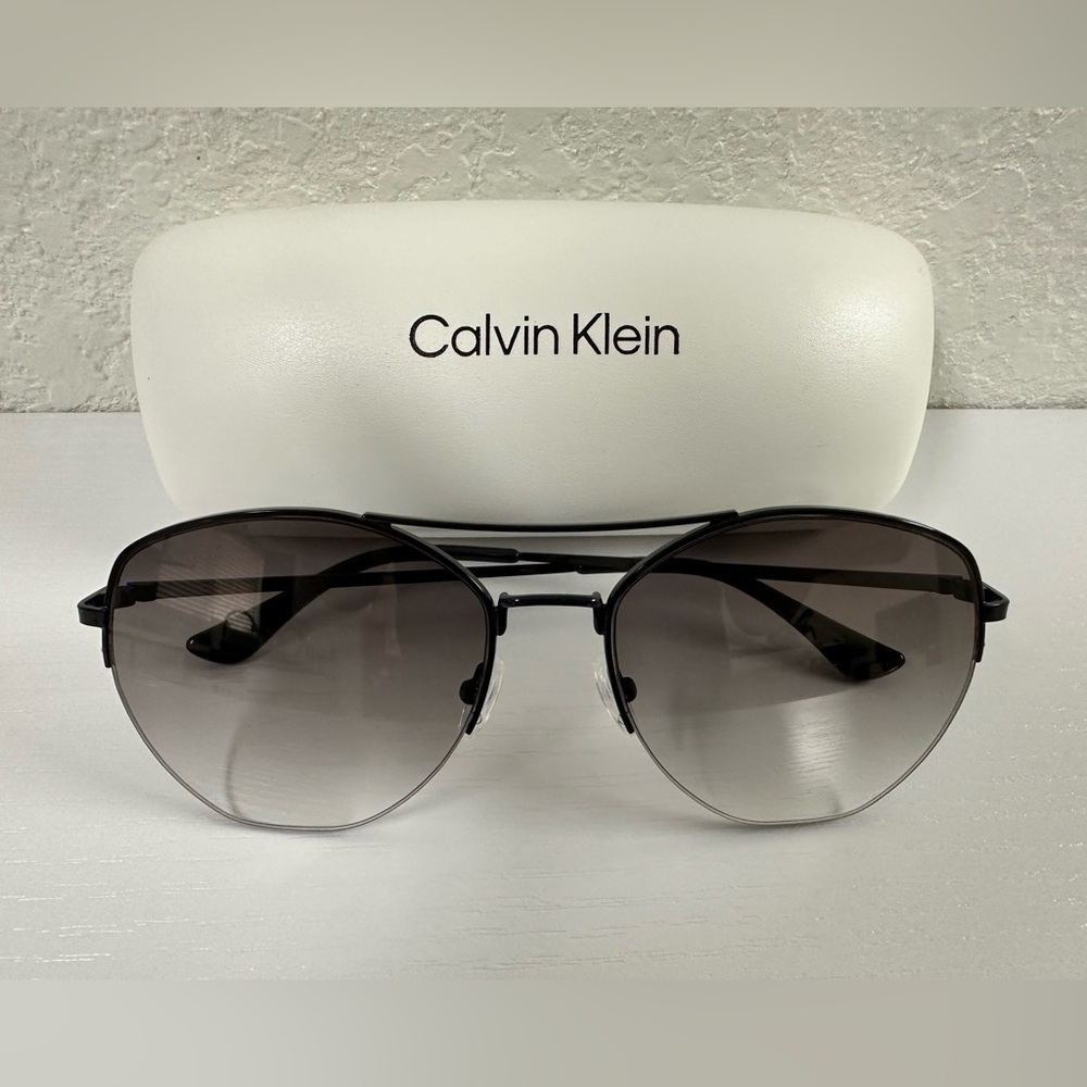 NWT Calvin Klein Pilot Aviator Sunglasses